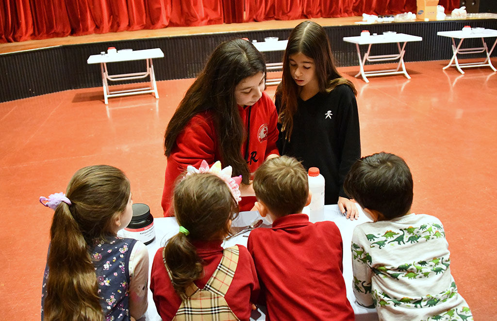 Our 7th Grade Students Organized a Nontoxic Life Workshop