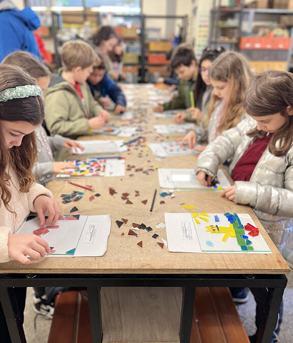 Our Grade 4 Students Attended Glass Workshop