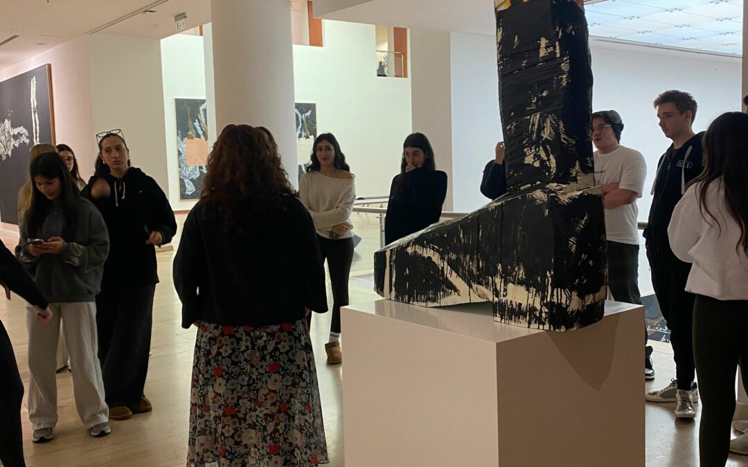 11. Sınıf Öğrencilerimiz, “Georg Baselitz: Son On Yıl” Sergisini Ziyaret Etti